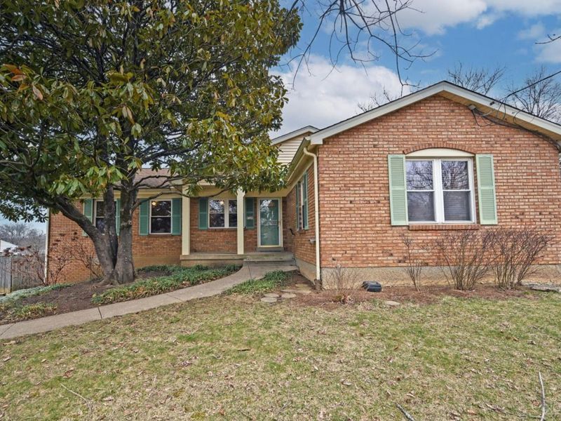 2140 Trailwood Drive, Cincinnati, OH 45230 Photo 4