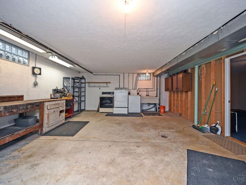 2140 Trailwood Drive, Cincinnati, OH 45230 Photo 46