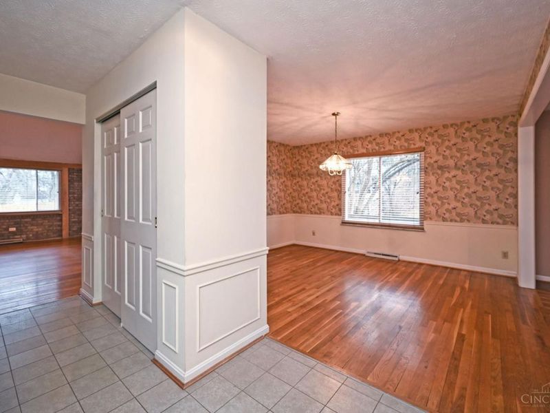 2140 Trailwood Drive, Cincinnati, OH 45230 Photo 7