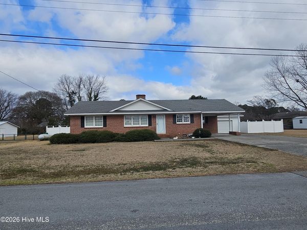309 Fairfax Street, Clinton, NC 28328
