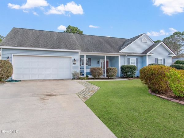 4430 Spinnaker Street SE, Southport, NC 28461