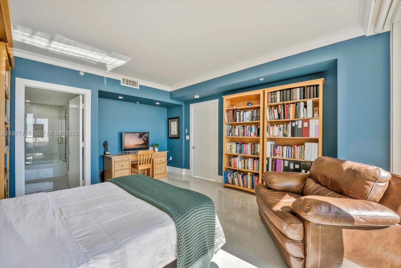 3400 SW 27th Ave , Unit 1601, Miami, FL 33133 Photo