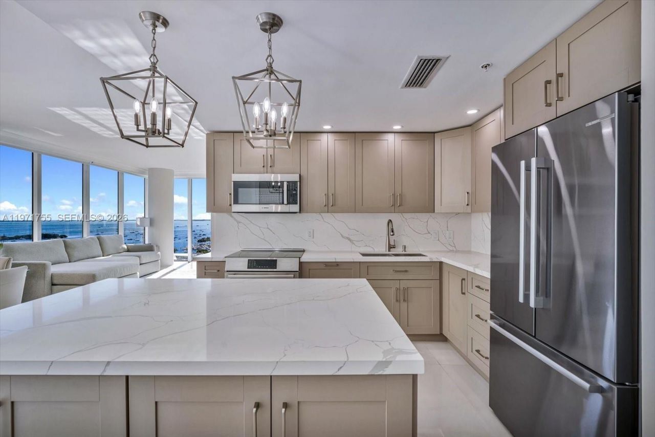 3400 SW 27th Ave , Unit 1601, Miami, FL 33133 Photo