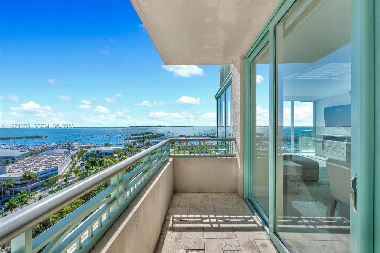 3400 SW 27th Ave , Unit 1601, Miami, FL 33133 Photo