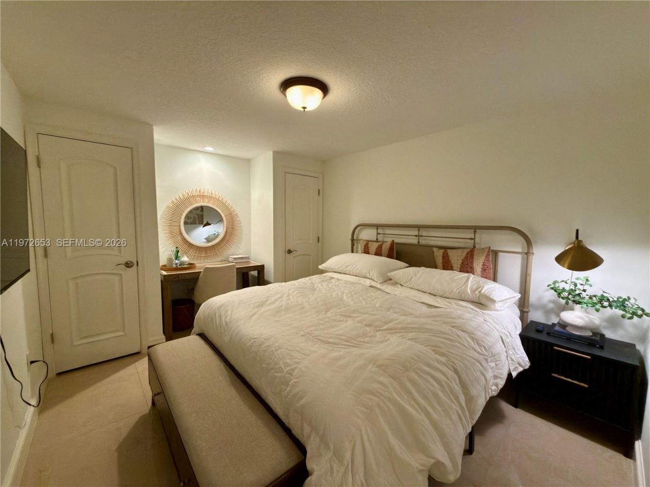 5990 Paradise Point Dr, Palmetto Bay, FL 33157 Photo