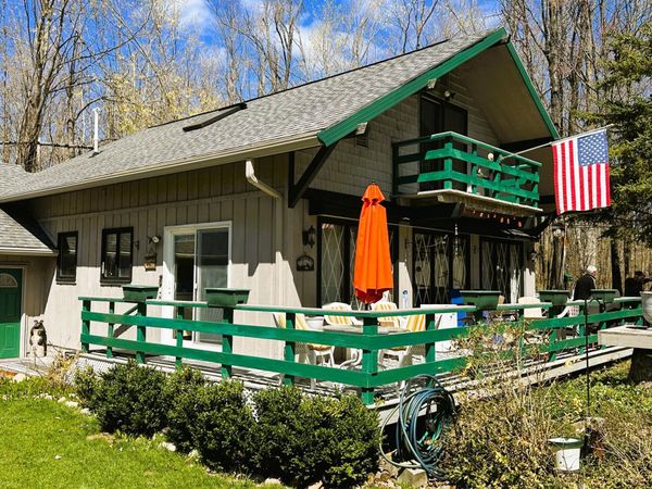 10286 Shawnee Trail, Gaylord, MI 49735