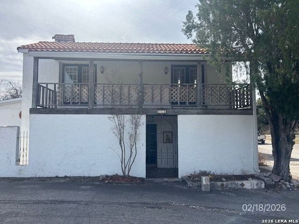 170 Avenida Juarez, Brackettville, TX 78832