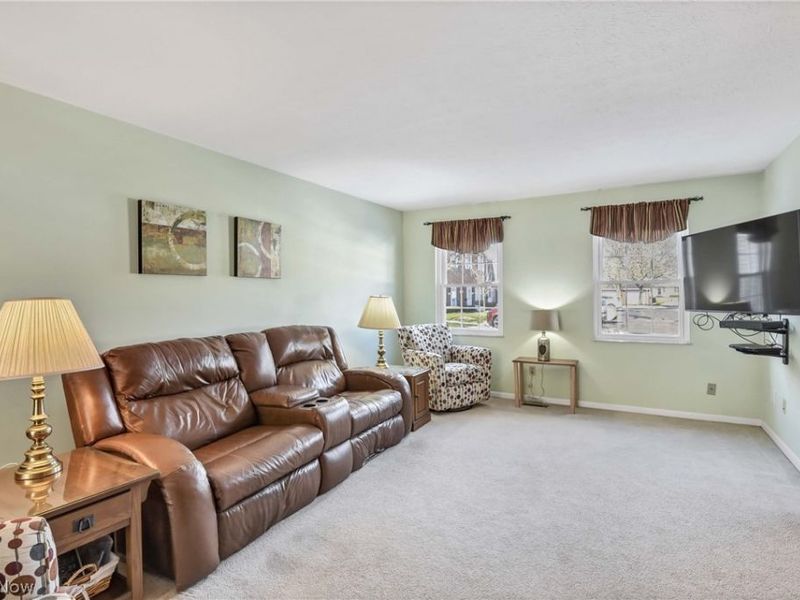 3720 Addington Court, Unit M177, Fairview Park, OH 44126 Photo 11