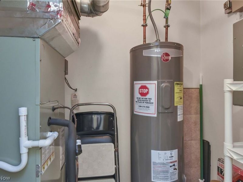 3720 Addington Court, Unit M177, Fairview Park, OH 44126 Photo 23