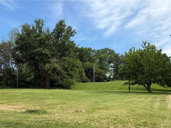 1322 Bristol Street, Zanesville, OH 43701
