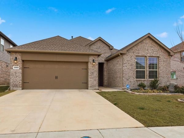 4003 Cribbing Trail, Aubrey, TX 76227