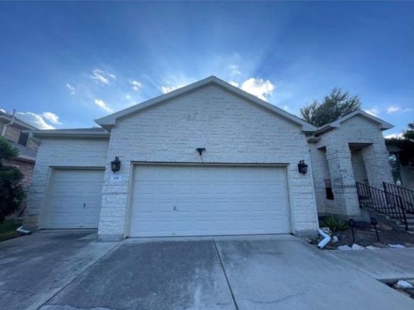 101 S Gadwall LN, Cedar Park, TX 78613