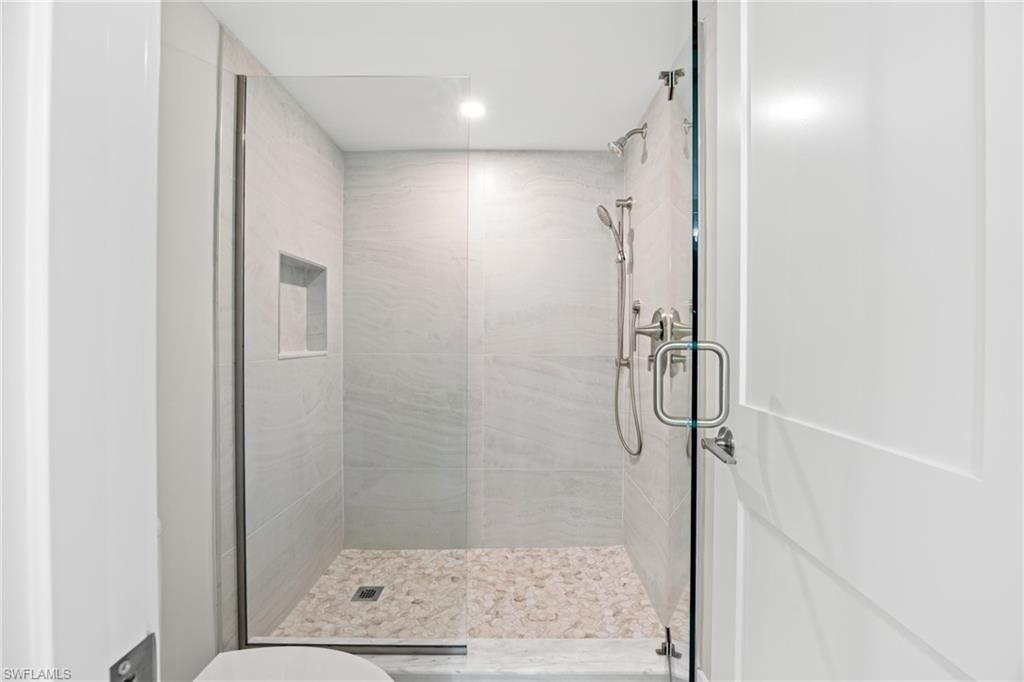 1341 Middle Gulf Dr, Unit 5C, Sanibel, FL 33957 Photo