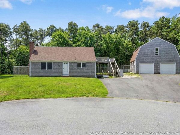 13 Pepper Ln, Harwich, MA 02645