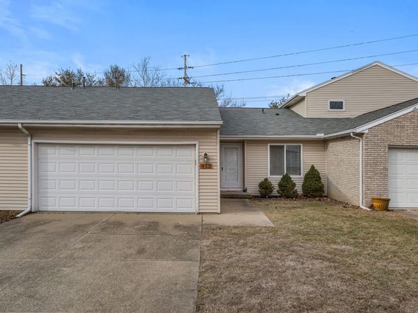 413 Irvine Road, Unit 413, Champaign, IL 61822