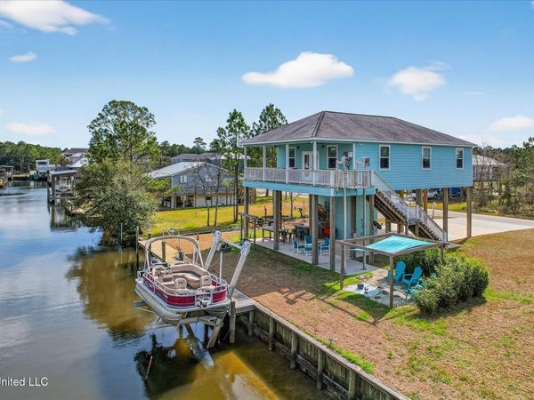 4056 Teal Street, Bay Saint Louis, MS 39520