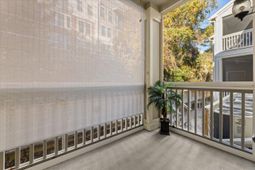 1600 Long Grove Drive photo 4