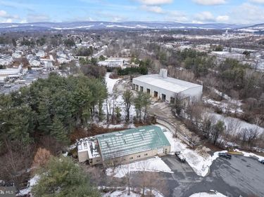 105 E CORNWELL LANE , PURCELLVILLE, VA 20132