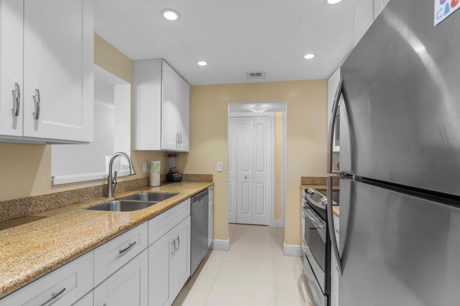 1009 N Ocean Boulevard, Unit 603, Pompano Beach, FL 33062 Photo