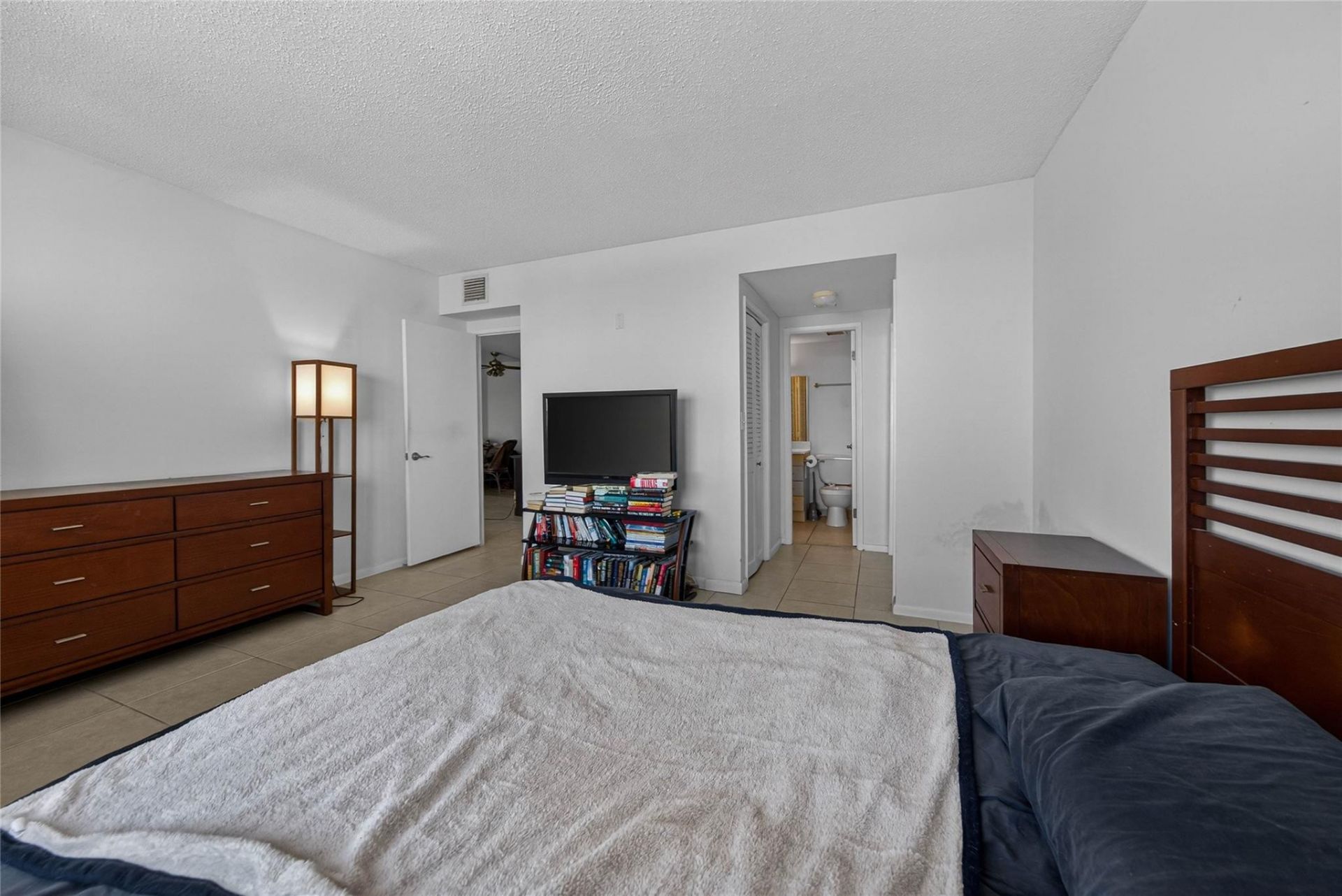 4400 Hillcrest Drive, Unit 704, Hollywood, FL 33021 Photo