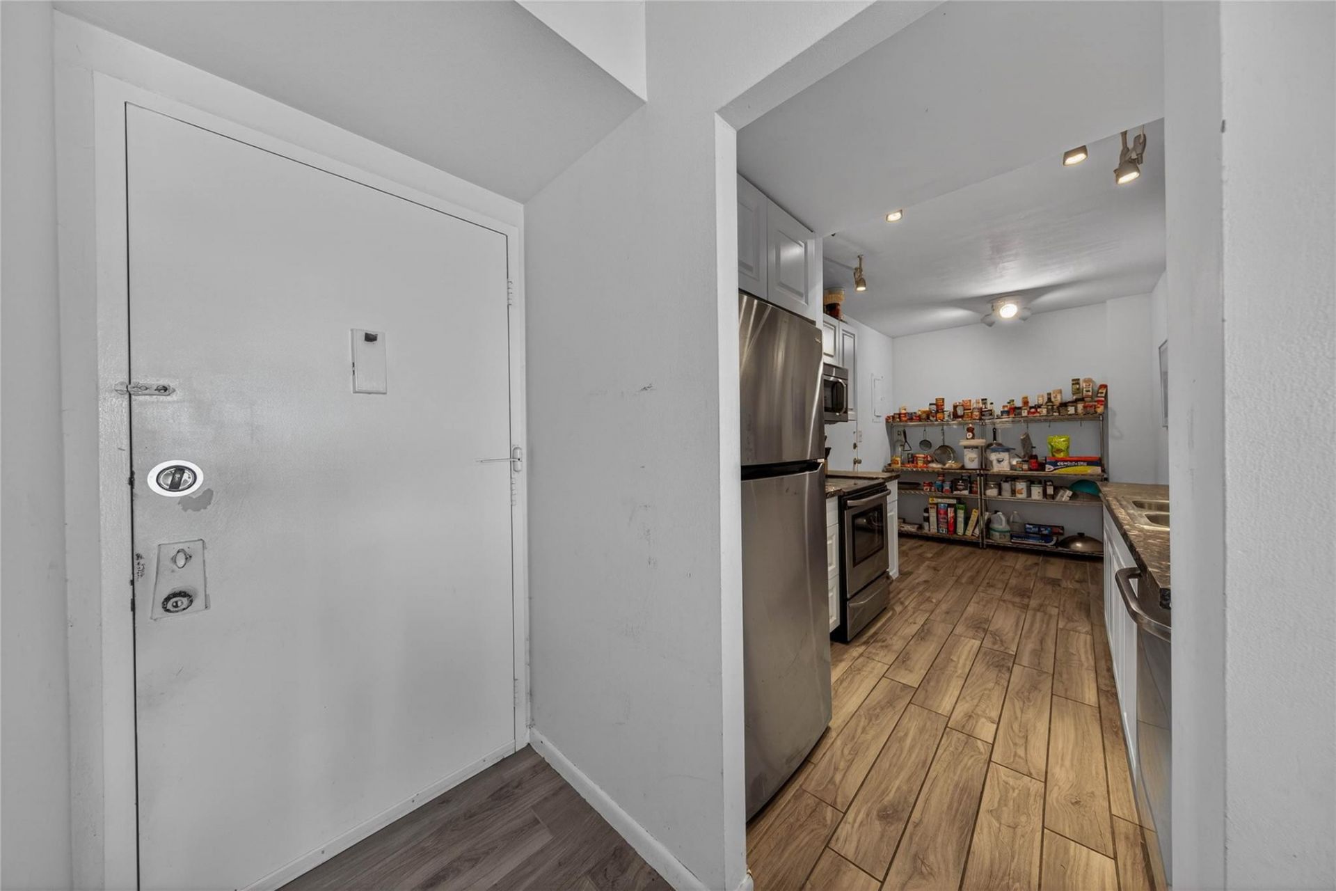 4400 Hillcrest Drive, Unit 704, Hollywood, FL 33021 Photo