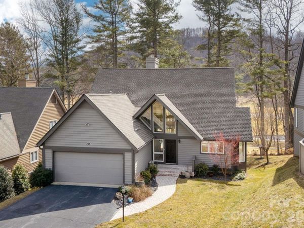 155 WINDING MEADOWS Drive, Flat Rock, NC 28731