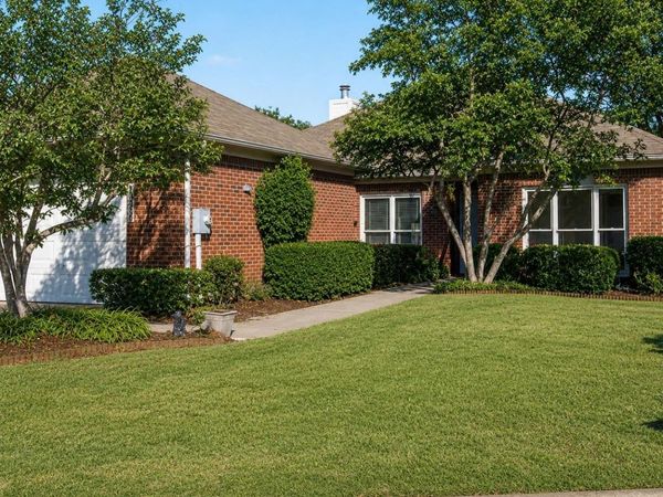 10031 Meredith Lane, Huntsville, AL 35803