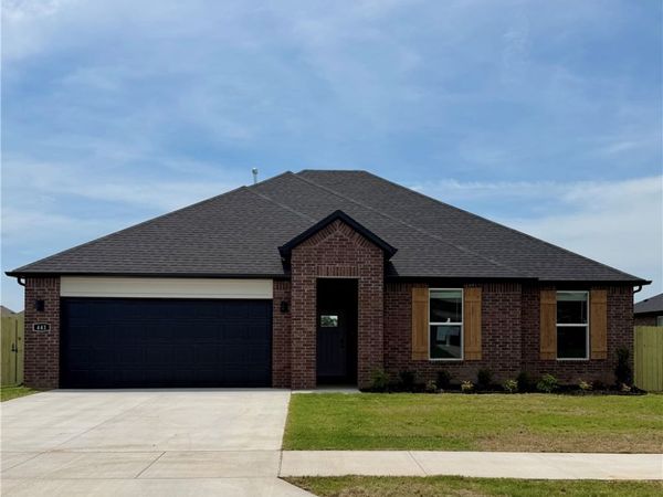 441 W Canada Drive, Farmington, AR 72730
