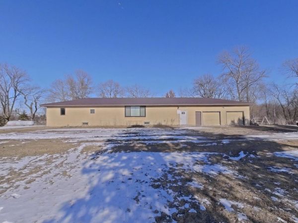 13454 750th Street, Blooming Prairie, MN 55917