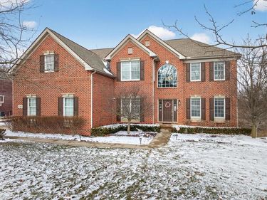 15465 Prestwick Circle N, Northville Twp, MI 48168