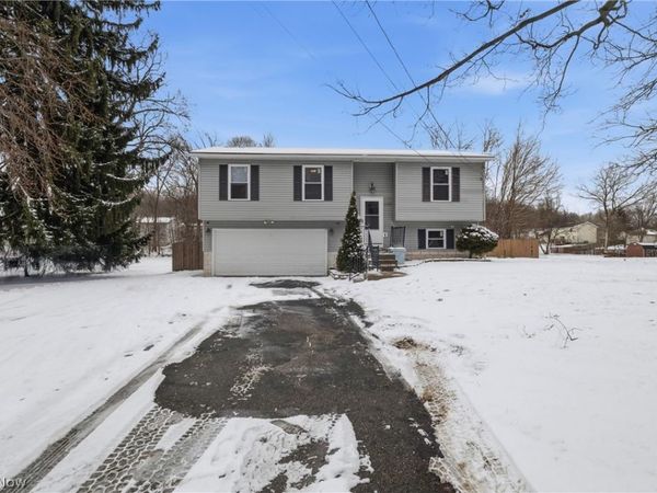 1183 Eastland Avenue, Akron, OH 44305