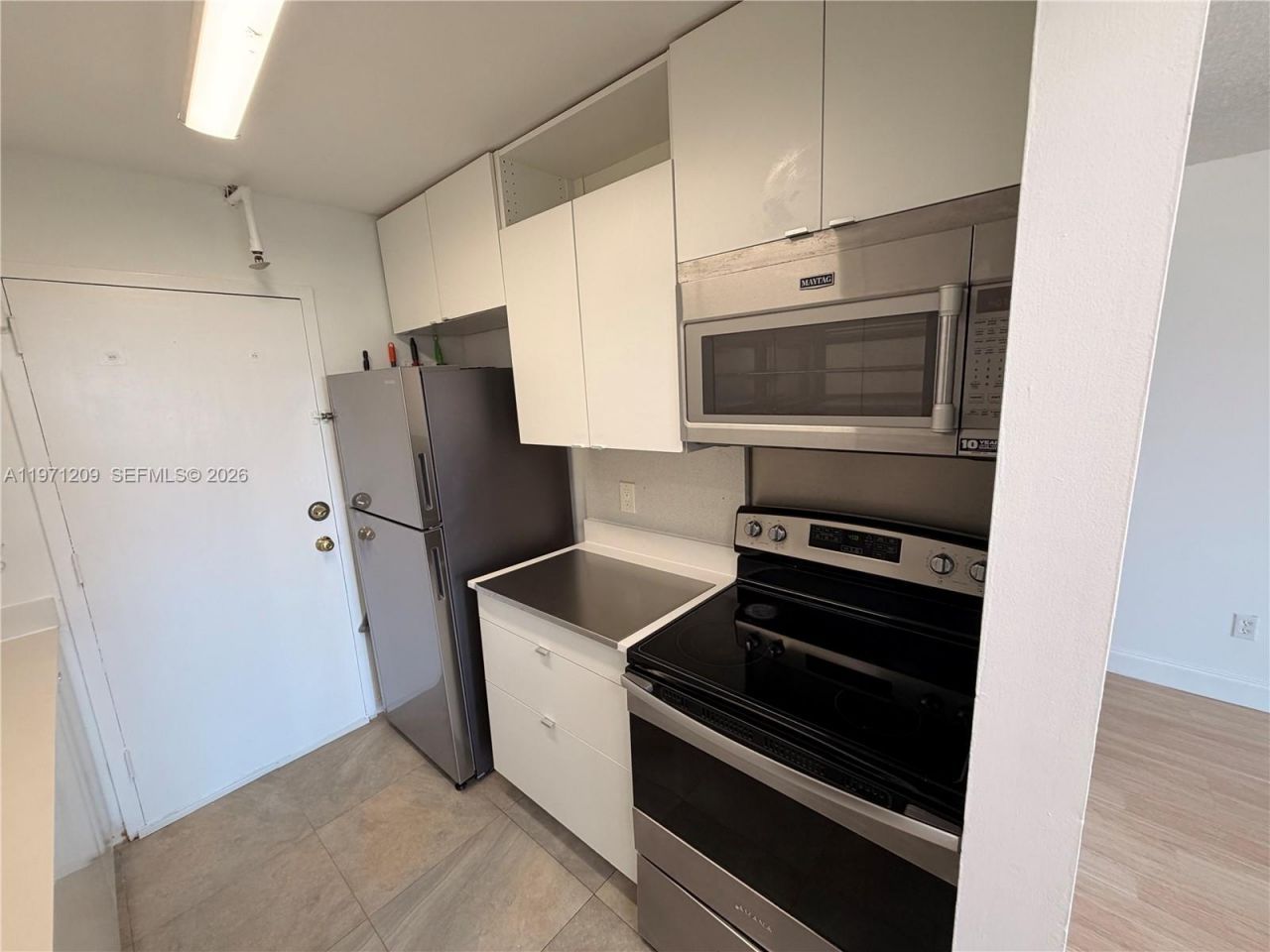 2350 NE 135th St , Unit 503, North Miami, FL 33181 Photo