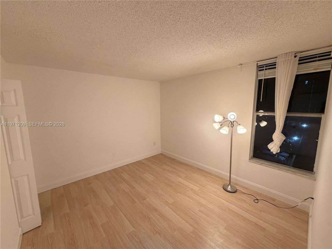 2350 NE 135th St , Unit 503, North Miami, FL 33181 Photo