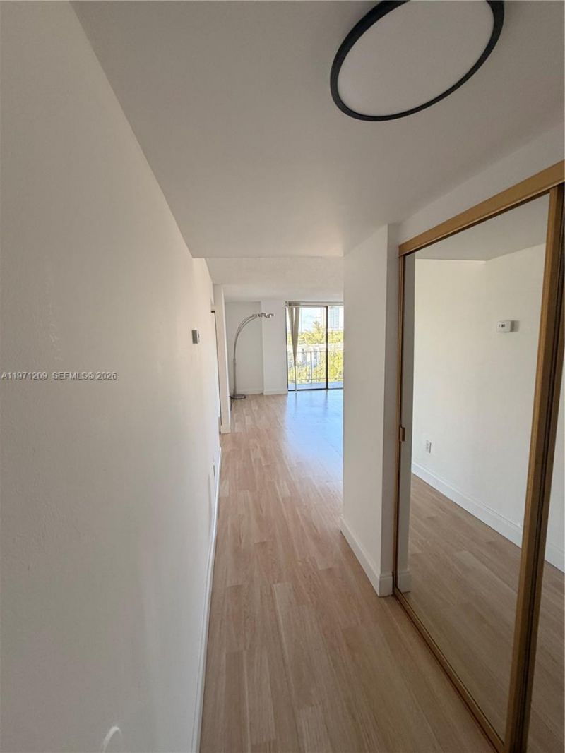 2350 NE 135th St , Unit 503, North Miami, FL 33181 Photo