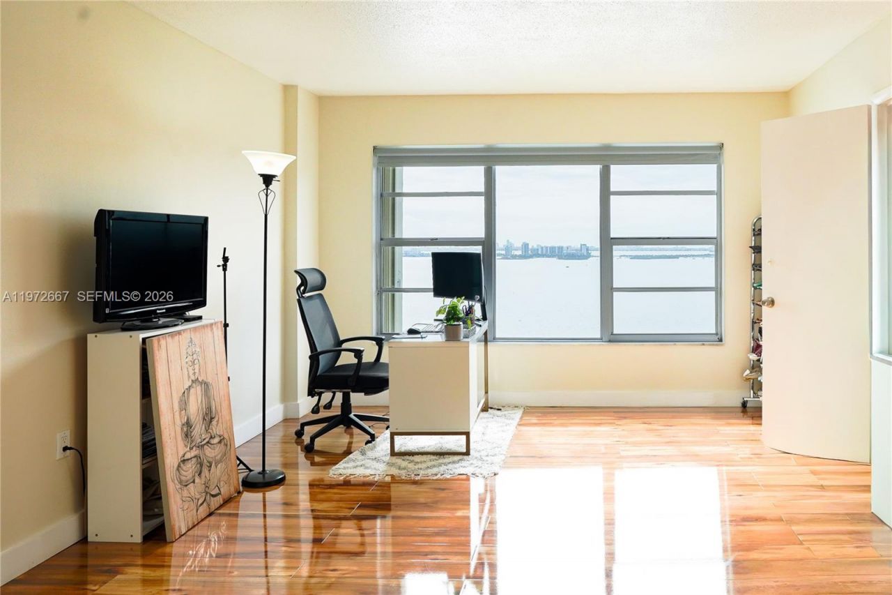 11111 Biscayne Blvd, Unit 20E, Miami, FL 33181 Photo