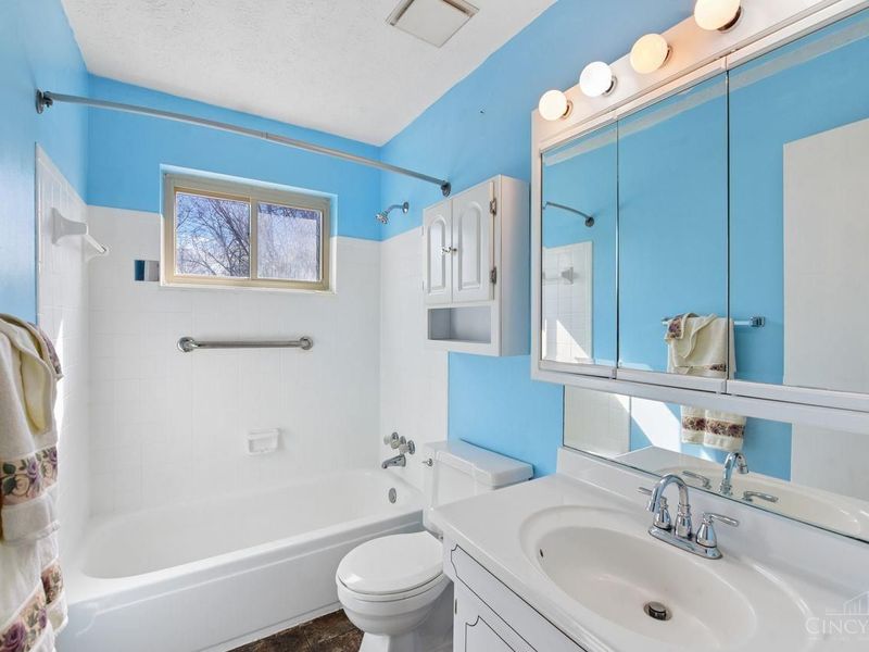 1128 Oldwick Drive, Reading, OH 45215 Photo 36