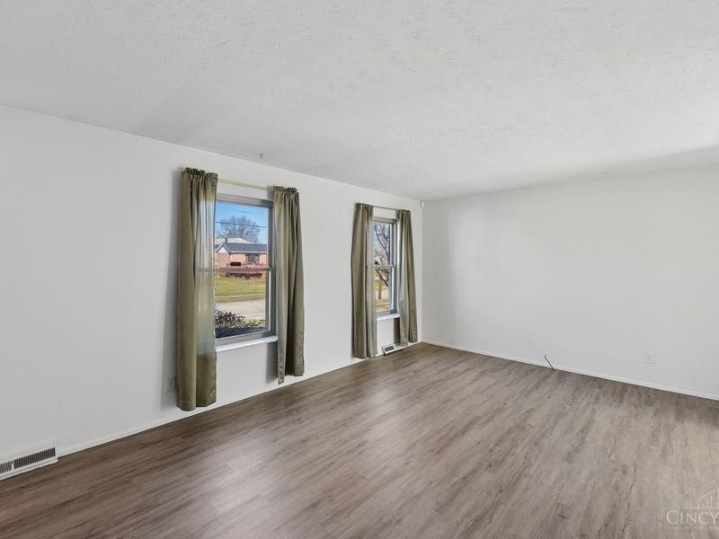 1128 Oldwick Drive, Reading, OH 45215 Photo 5