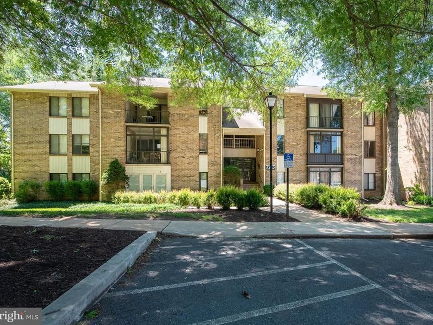 5482 Cedar Lane, Unit B-2, Columbia, MD 21044 Main Photo