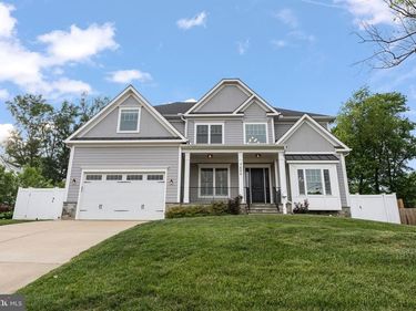 7606 LEONARD DRIVE, FALLS CHURCH, VA 22043