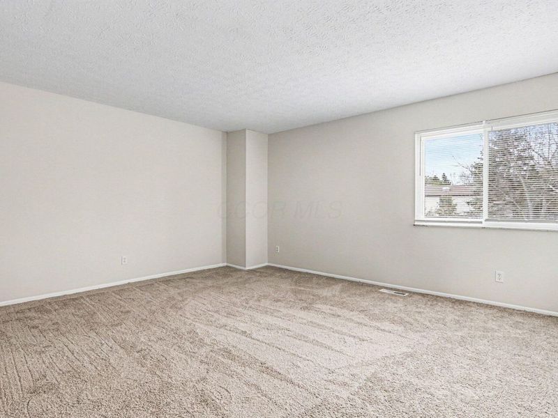 2024 Sawbury Boulevard, Columbus, OH 43235 Photo 11