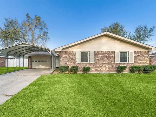 214 CORONADO Drive , Luling, LA 70070