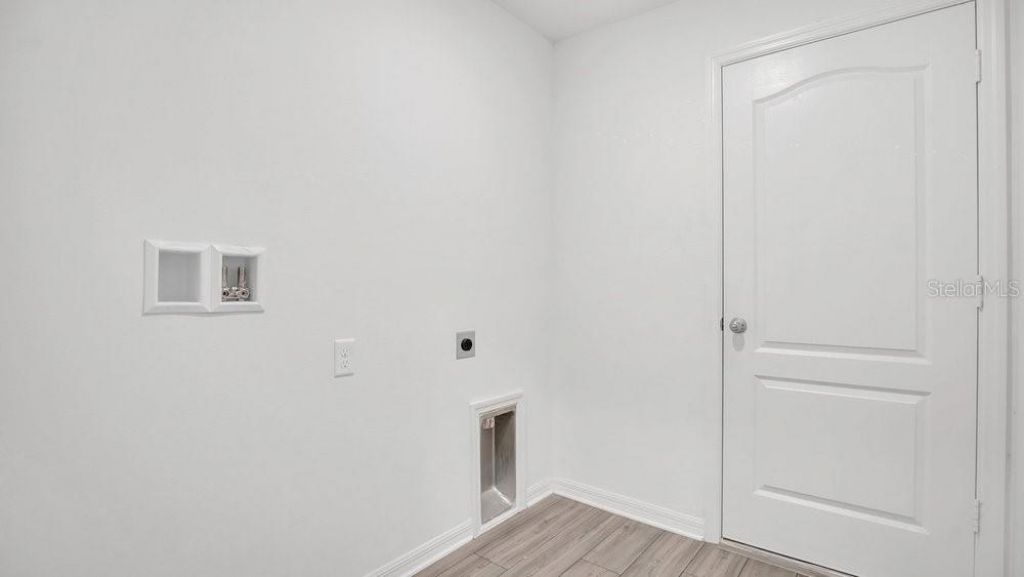 12958 Del Lago Drive , Astatula, FL 34705 Photo