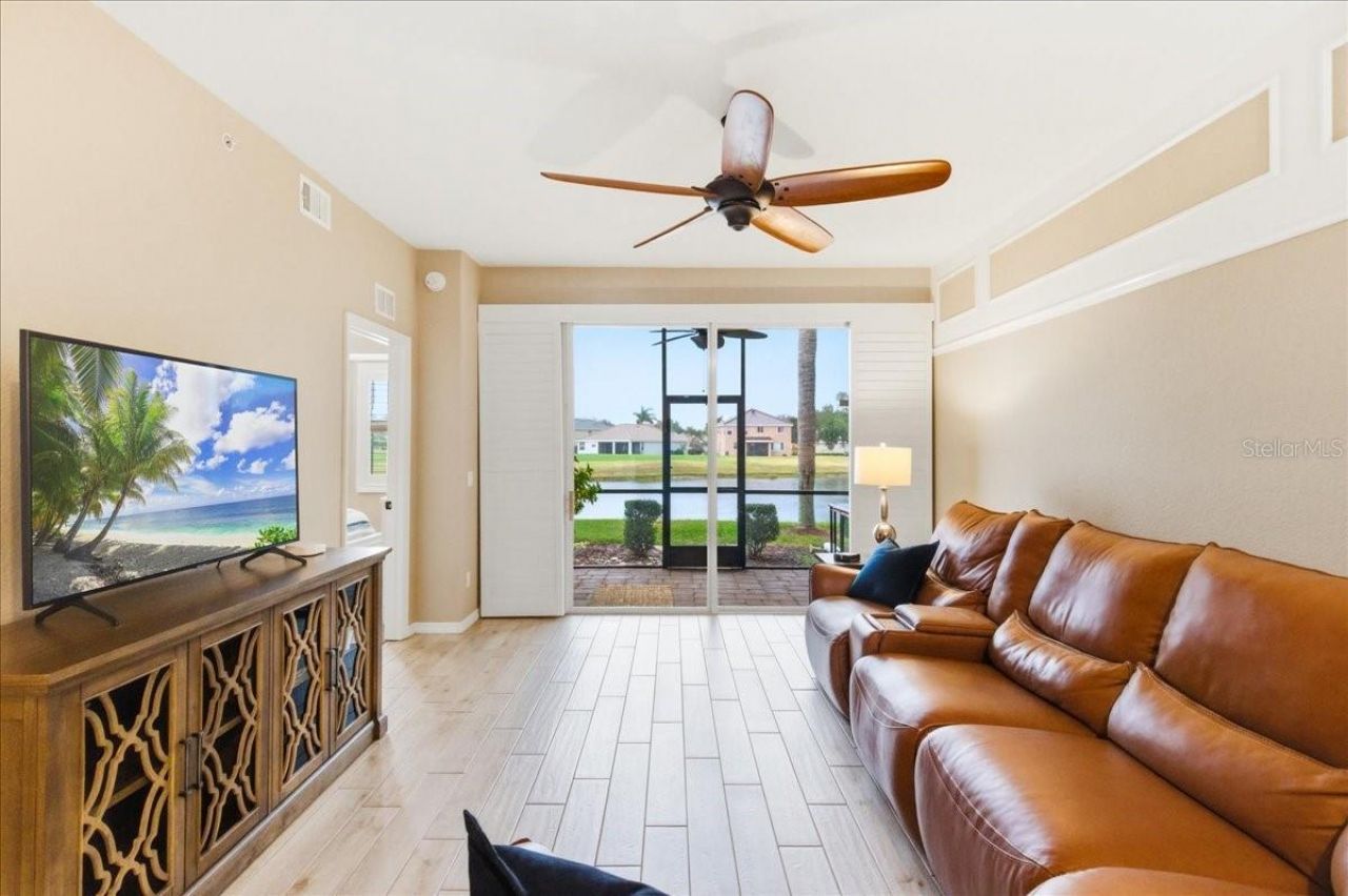 923 Fairwaycove Lane, Unit 103, Bradenton, FL 34212 Photo