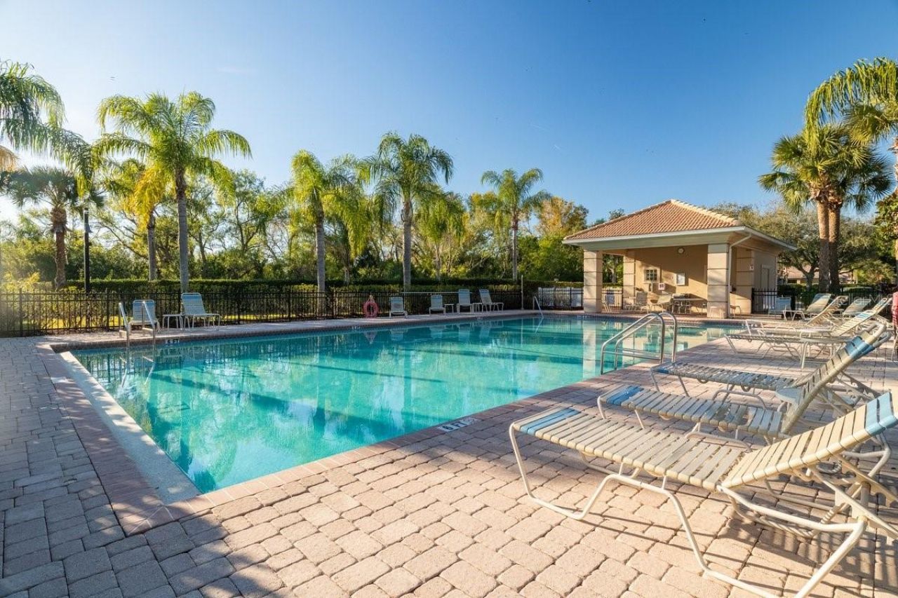 923 Fairwaycove Lane, Unit 103, Bradenton, FL 34212 Photo