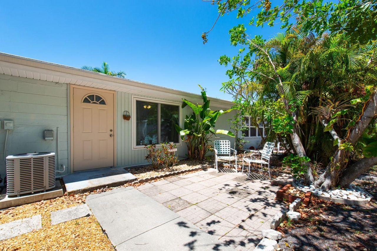 3775 59th Street N, Unit 2, Saint Petersburg, FL 33710 Photo