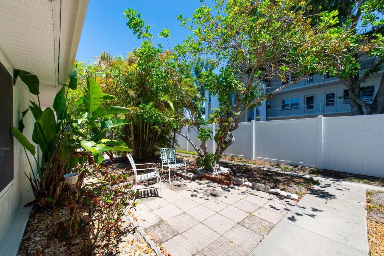 3775 59th Street N, Unit 2, Saint Petersburg, FL 33710 Photo