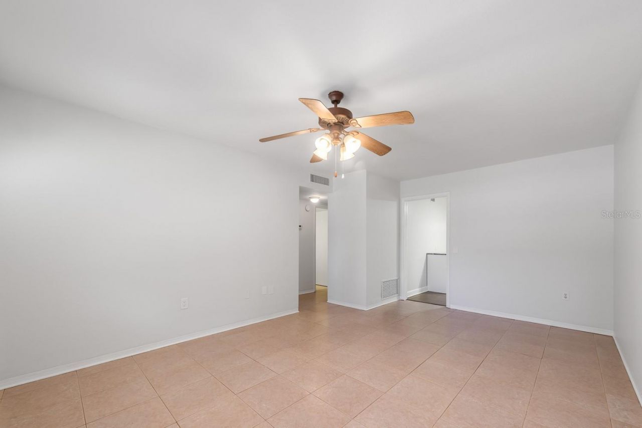 3775 59th Street N, Unit 2, Saint Petersburg, FL 33710 Photo