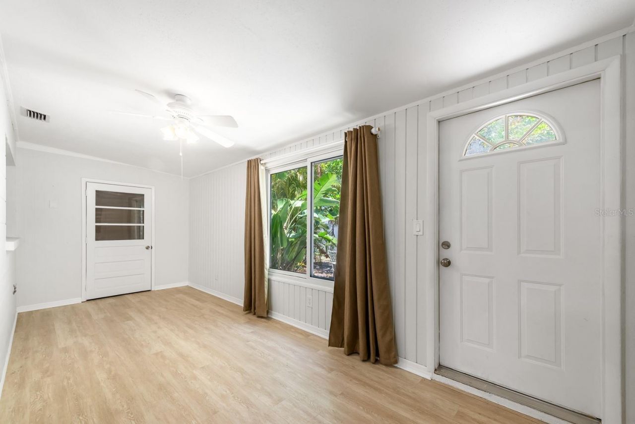 3775 59th Street N, Unit 2, Saint Petersburg, FL 33710 Photo