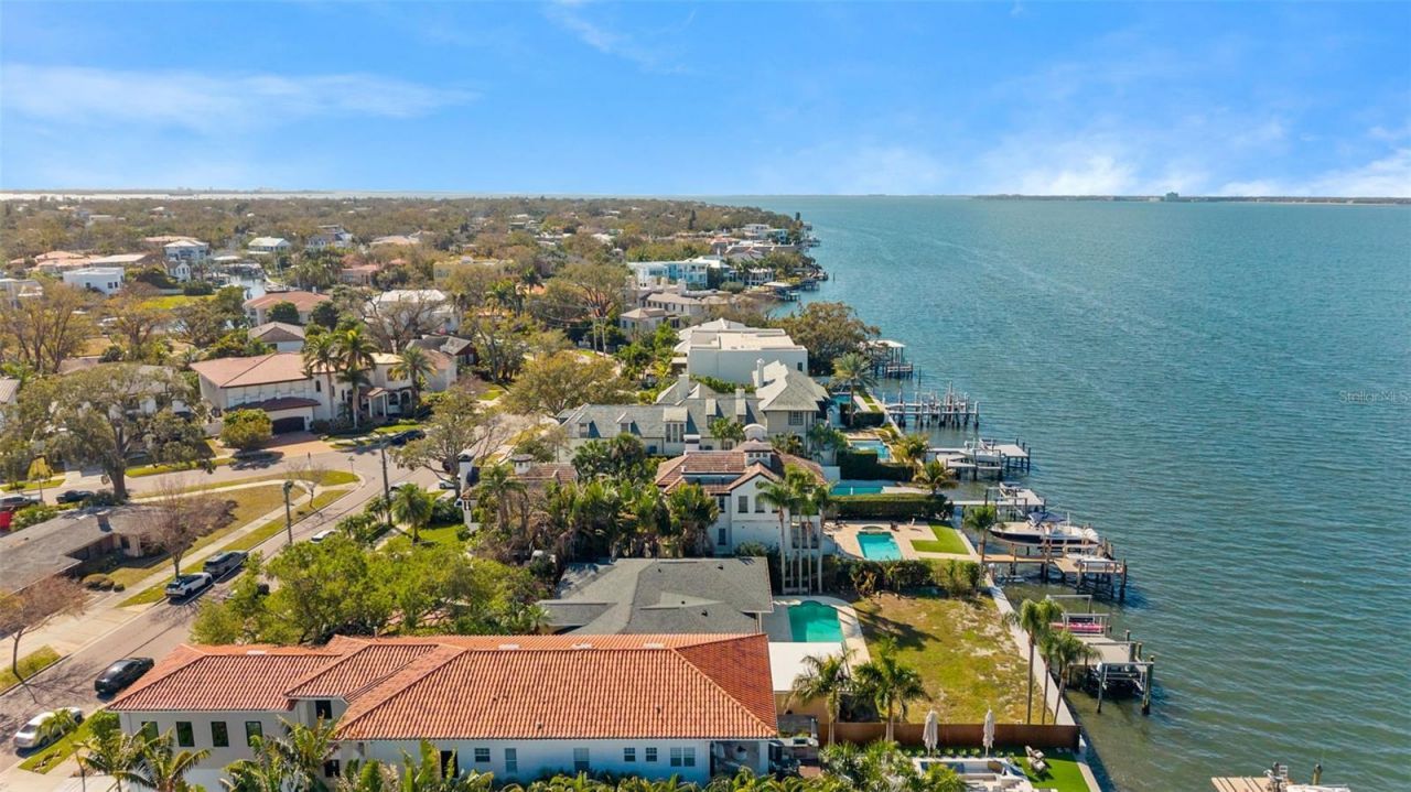 62 Adalia Avenue, Tampa, FL 33606 Photo