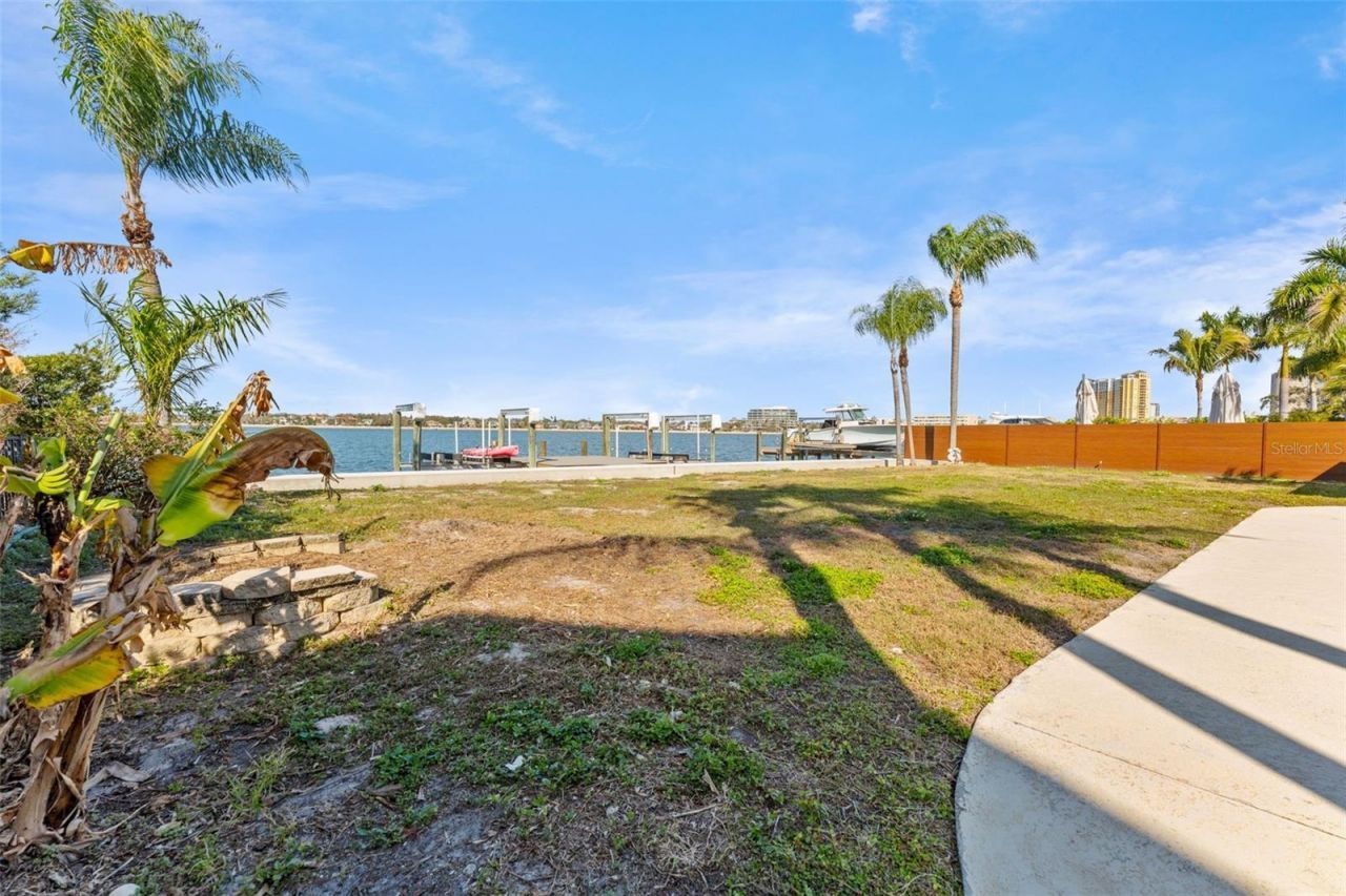 62 Adalia Avenue, Tampa, FL 33606 Photo